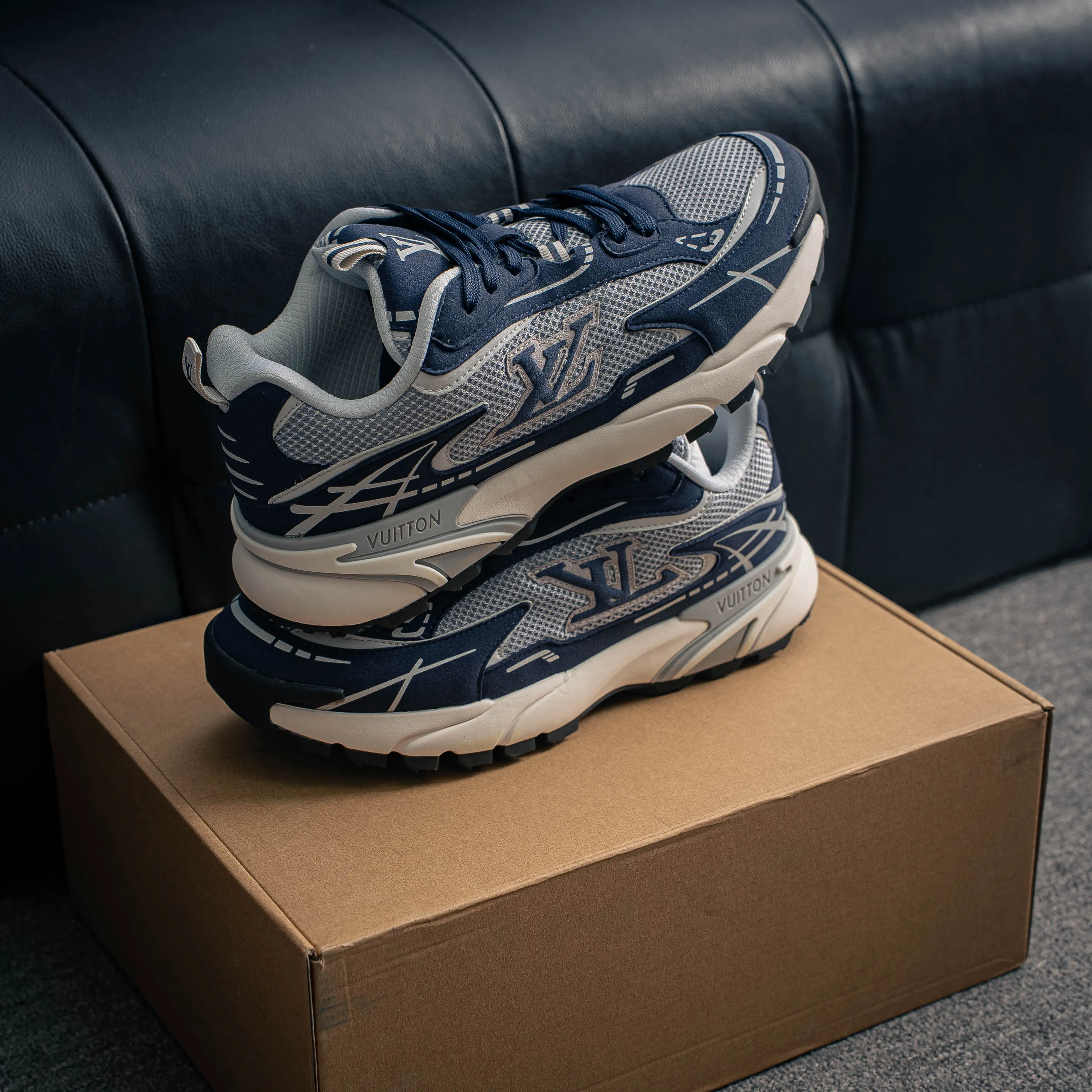 # J 【36-46】 Lv Tatic Runner Tatic Runner Series Platform Sole Chunky Sneakers， Retro Shoes ， 。Shoes